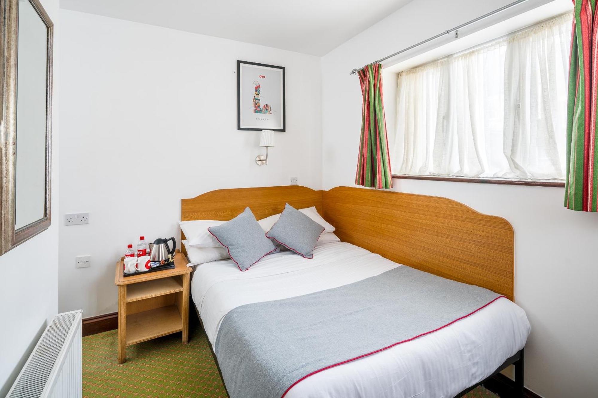 Oyo Abbey Hotel, London Shepherd'S Bush Market Exteriör bild