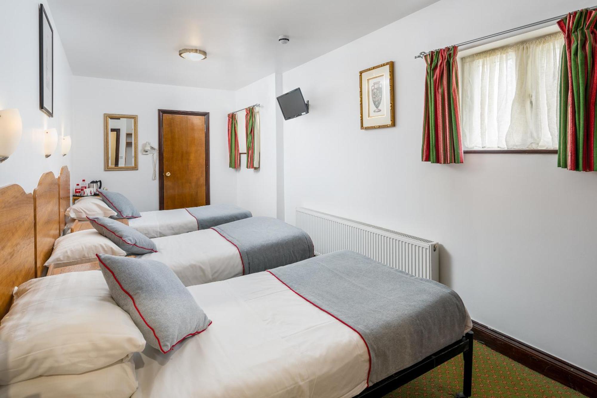 Oyo Abbey Hotel, London Shepherd'S Bush Market Exteriör bild